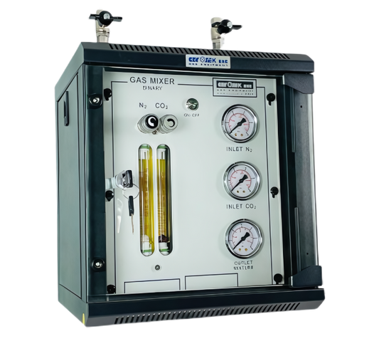 GoldMixer di Cryotek Eng, miscelatore in alluminio leggero e resistente, con flussimetri precisi, sinottico personalizzabile e controllo continuo della miscela.